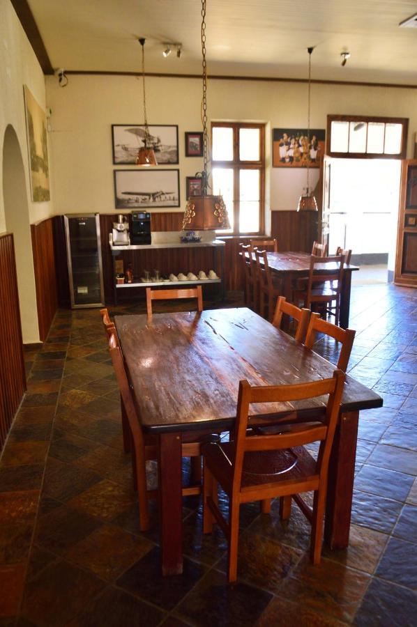 Central Hotel Omaruru Extérieur photo