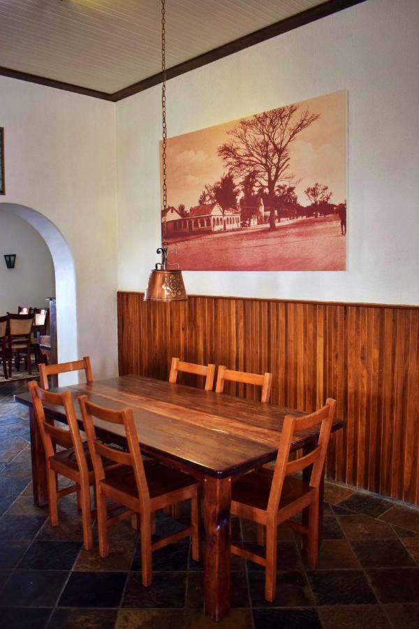 Central Hotel Omaruru Extérieur photo